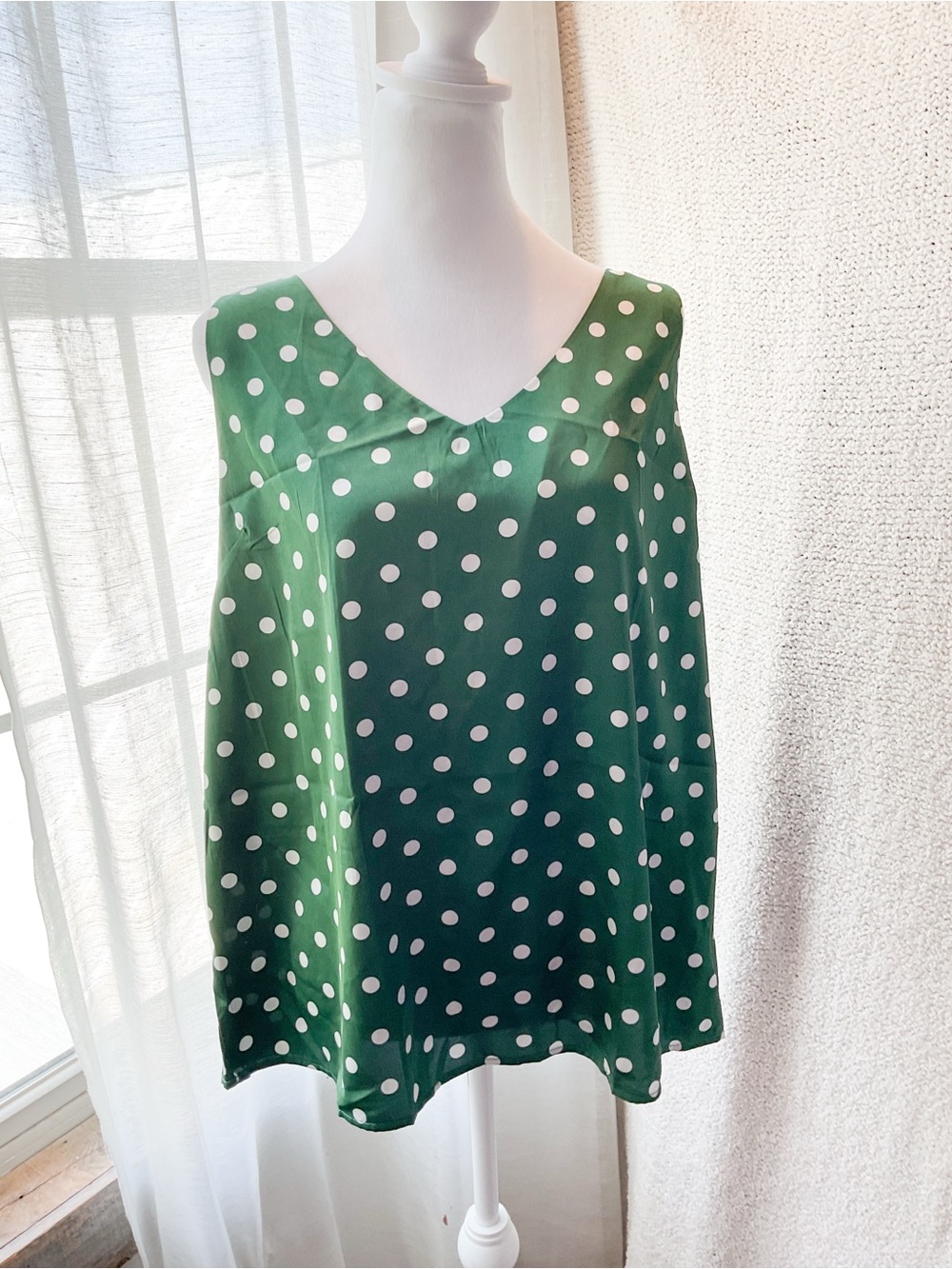 Sleeveless Green Polka Dot V-Neck Tank Top